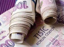 MTE ZJEM O SOUKROMOU A NEBANKOVN PJKU.